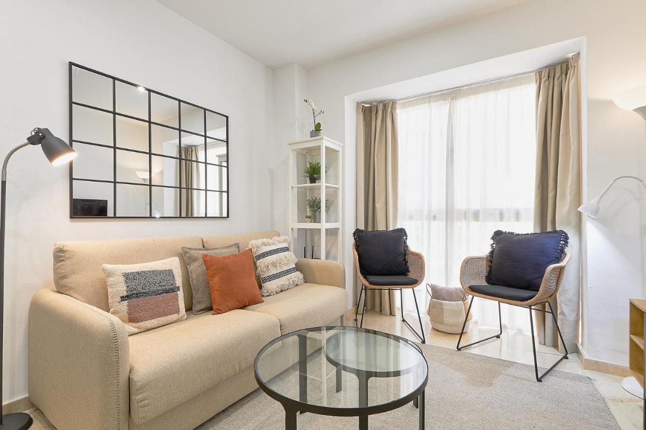 Hanna In By Solaga Homes Apartment